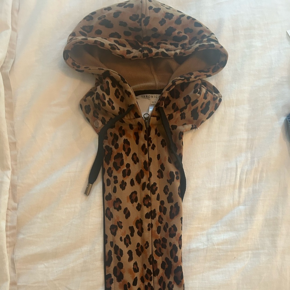 Veronica Beard leopard dickey